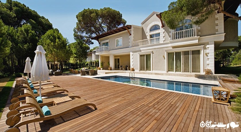 استخر اختصاصی ویلا پرزیدنشال